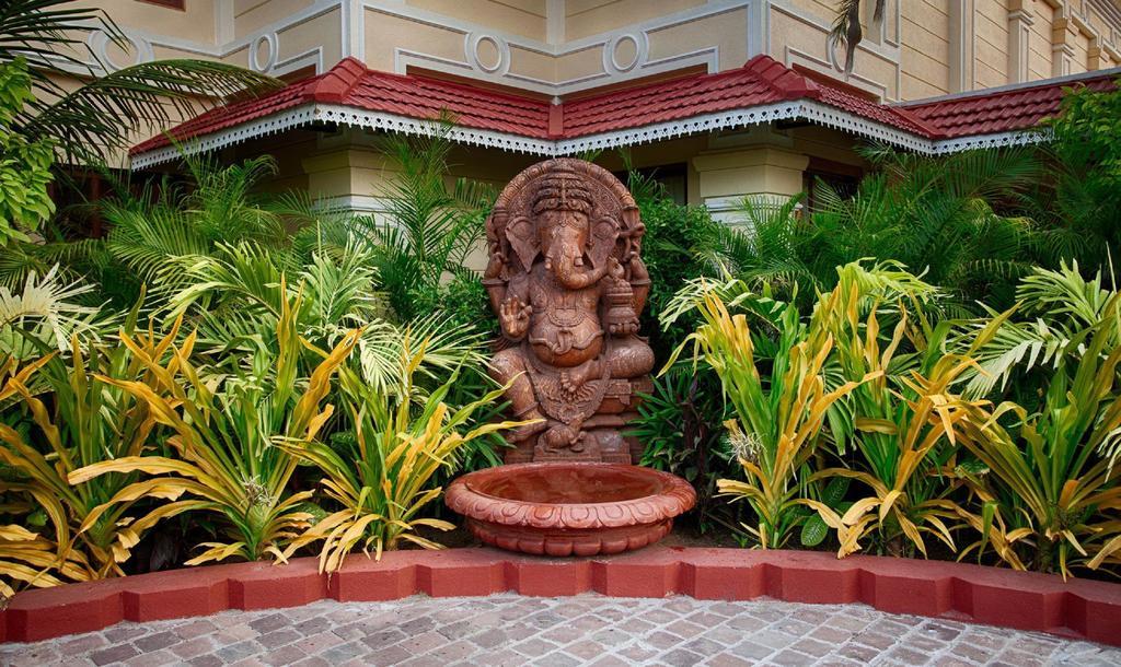 Regency Lagoon Resort Rajkot Luaran gambar