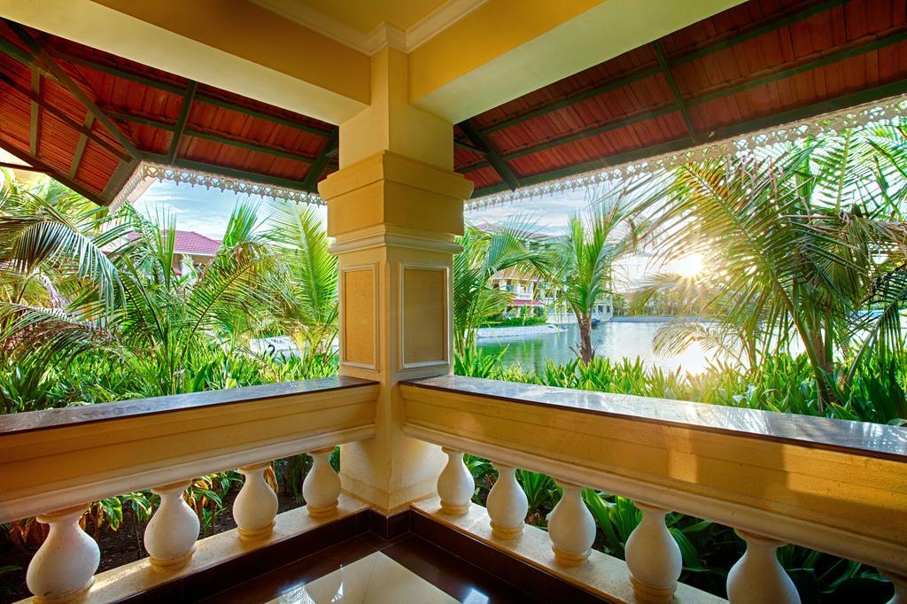 Regency Lagoon Resort Rajkot Bilik gambar