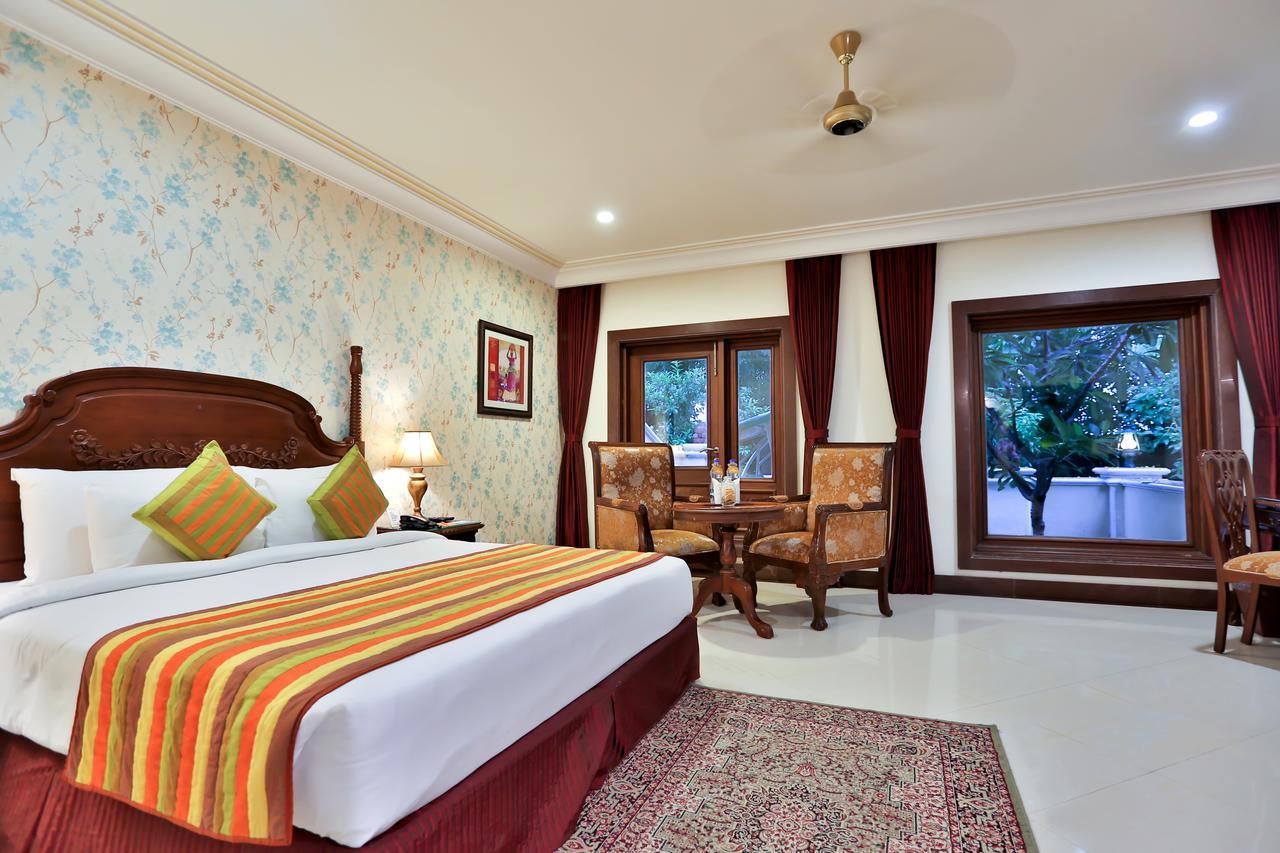 Regency Lagoon Resort Rajkot Luaran gambar
