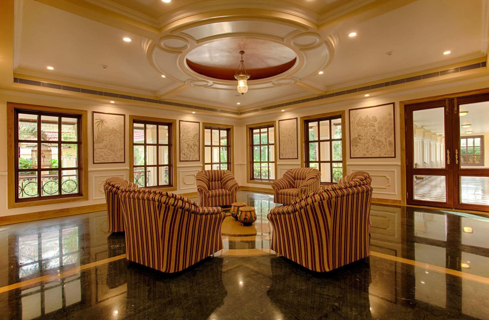 Regency Lagoon Resort Rajkot Luaran gambar