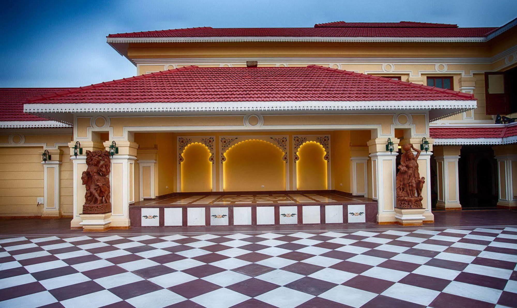 Regency Lagoon Resort Rajkot Luaran gambar