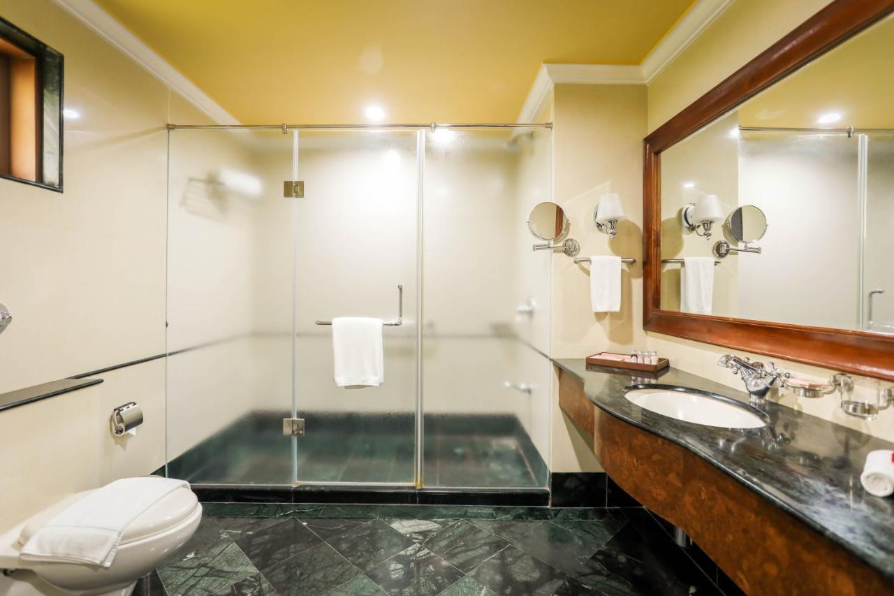 Regency Lagoon Resort Rajkot Luaran gambar